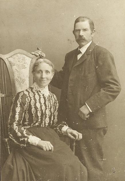 julius_6_gustav_bertha_1908_300fg.jpg